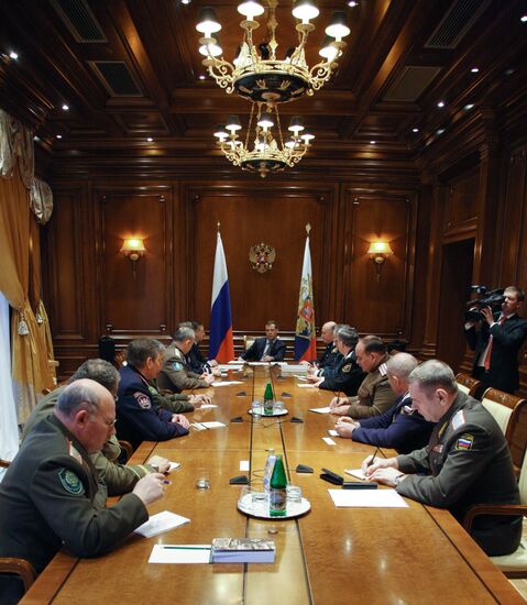 Russian president meets with Cossack atamans