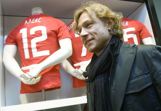 Presenting new Spartak football-club uniform