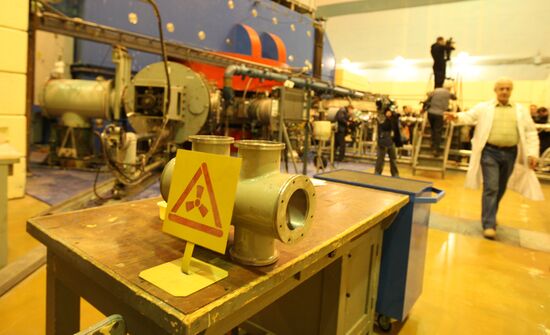 U-400M isochronous cyclotron