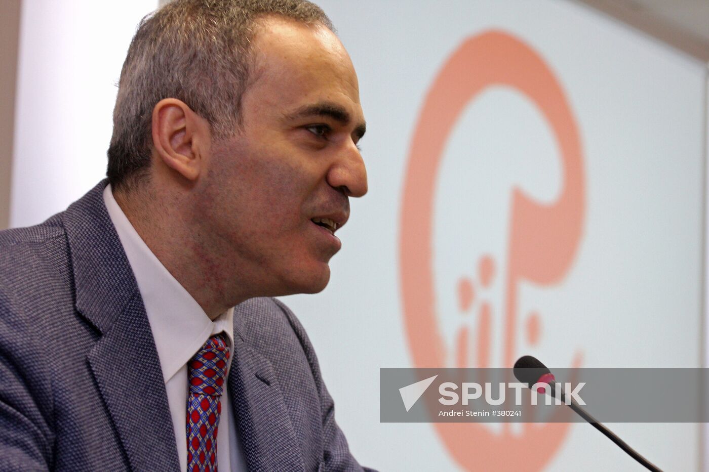 Garri Kasparov, co-chairman of Solidarity movement