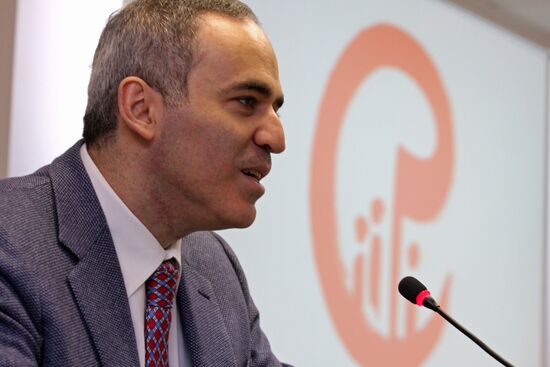 Garri Kasparov, co-chairman of Solidarity movement