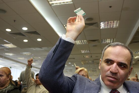 Garri Kasparov, co-chairman of Solidarity movement