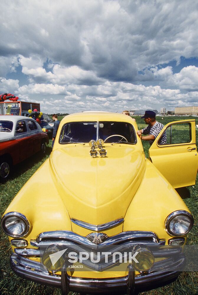 GAZ Pobeda car