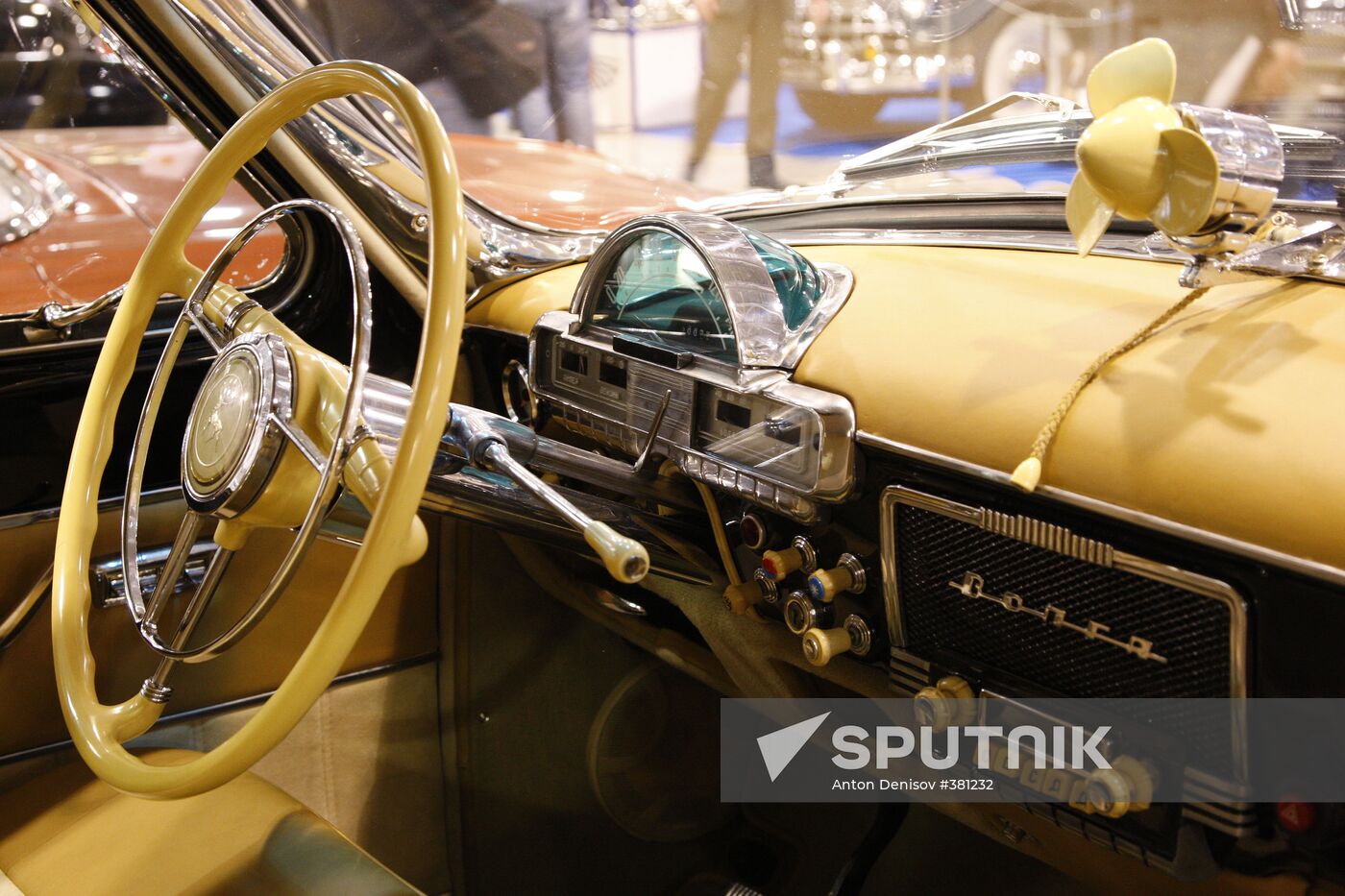 Thirteen's Ilya Sorokin's Oldtimer Gallery opens in Moscow