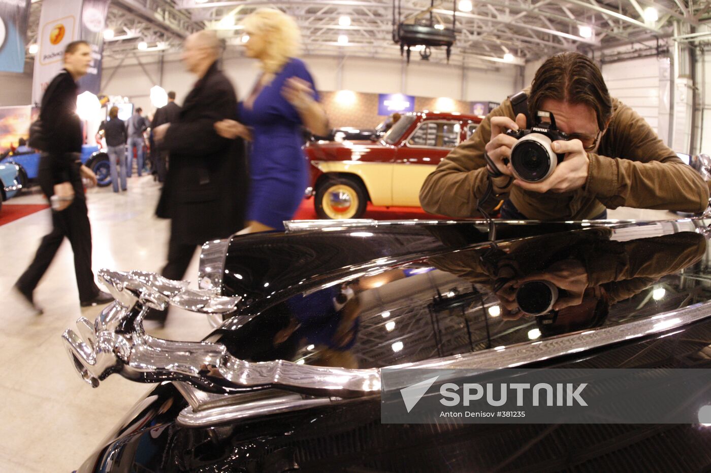 Thirteen's Ilya Sorokin's Oldtimer Gallery opens in Moscow