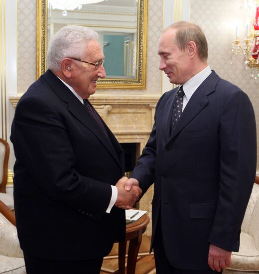 Russian PM meets with Henry Kissinger