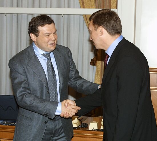 Mikhail Fridman, Oleg Deripaska