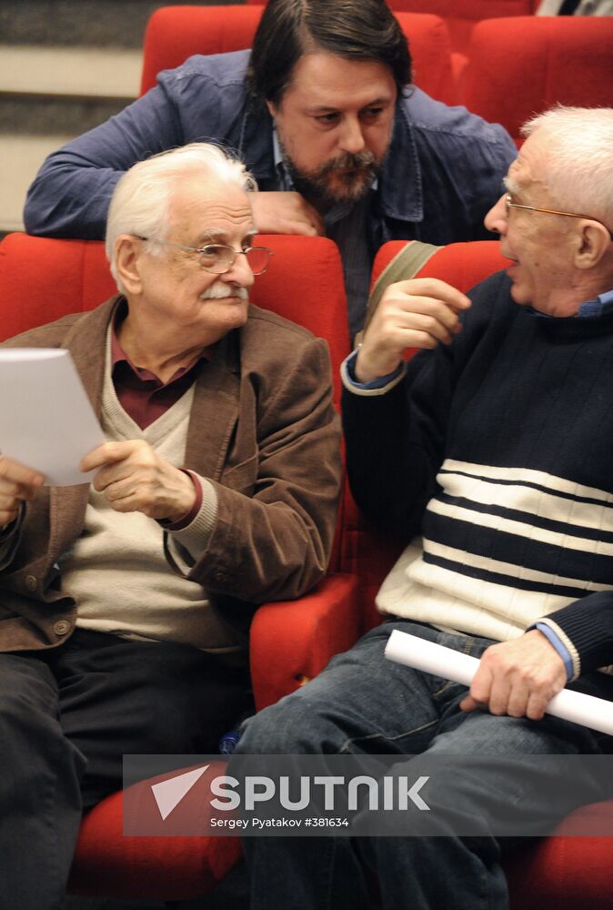 Union of Russian Film Makers gathers for meeting in Moscow