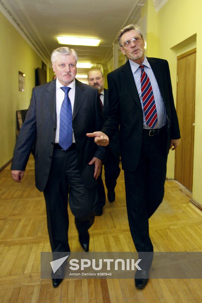 Sergei Mironov meets top managers of Gorky Film Studios