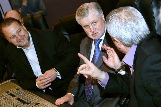 Sergei Mironov meets with the Gorki Film Studios Management