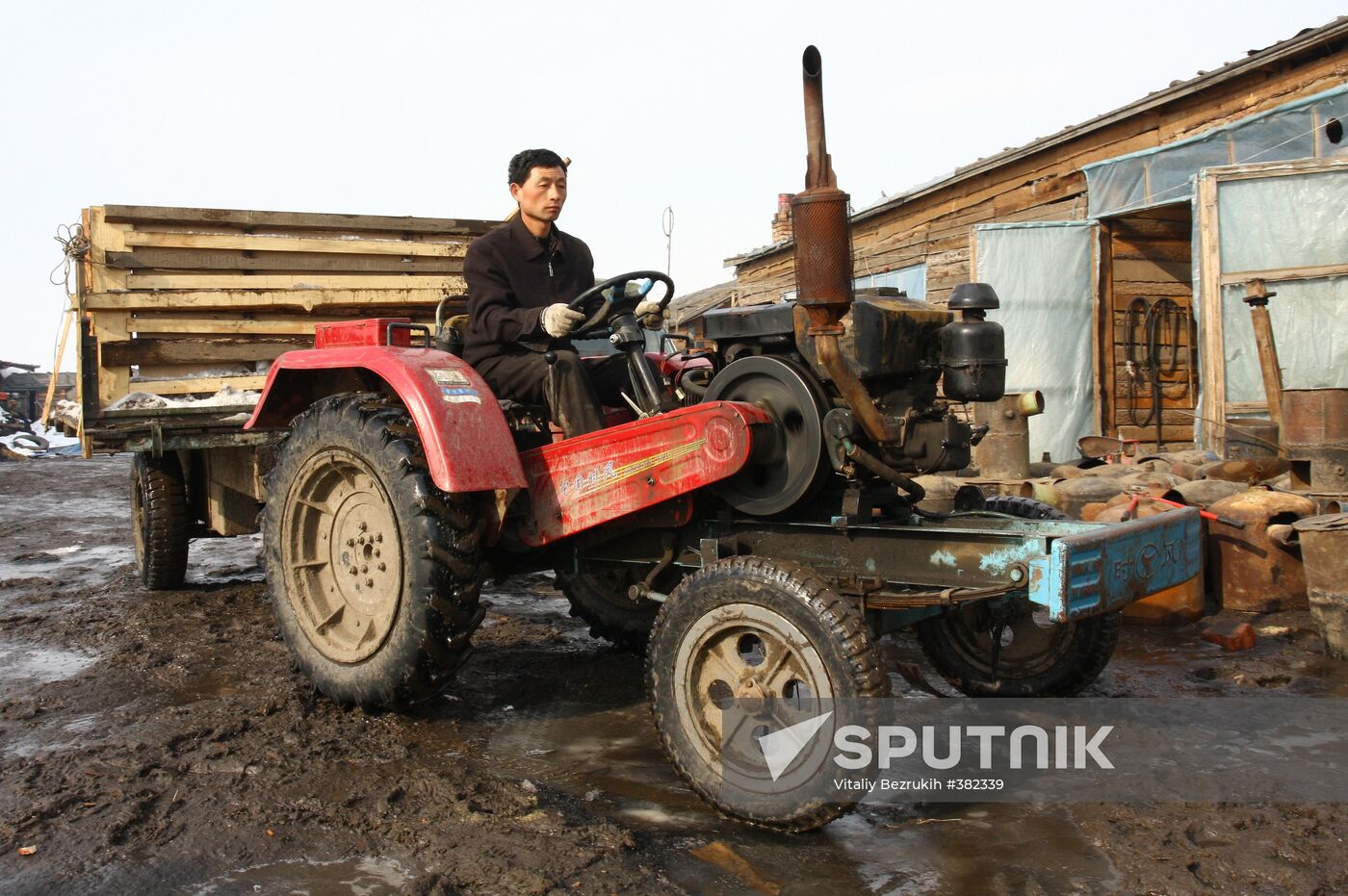 Raid on Chinese greenhouse farm in Krasnoyarsk area