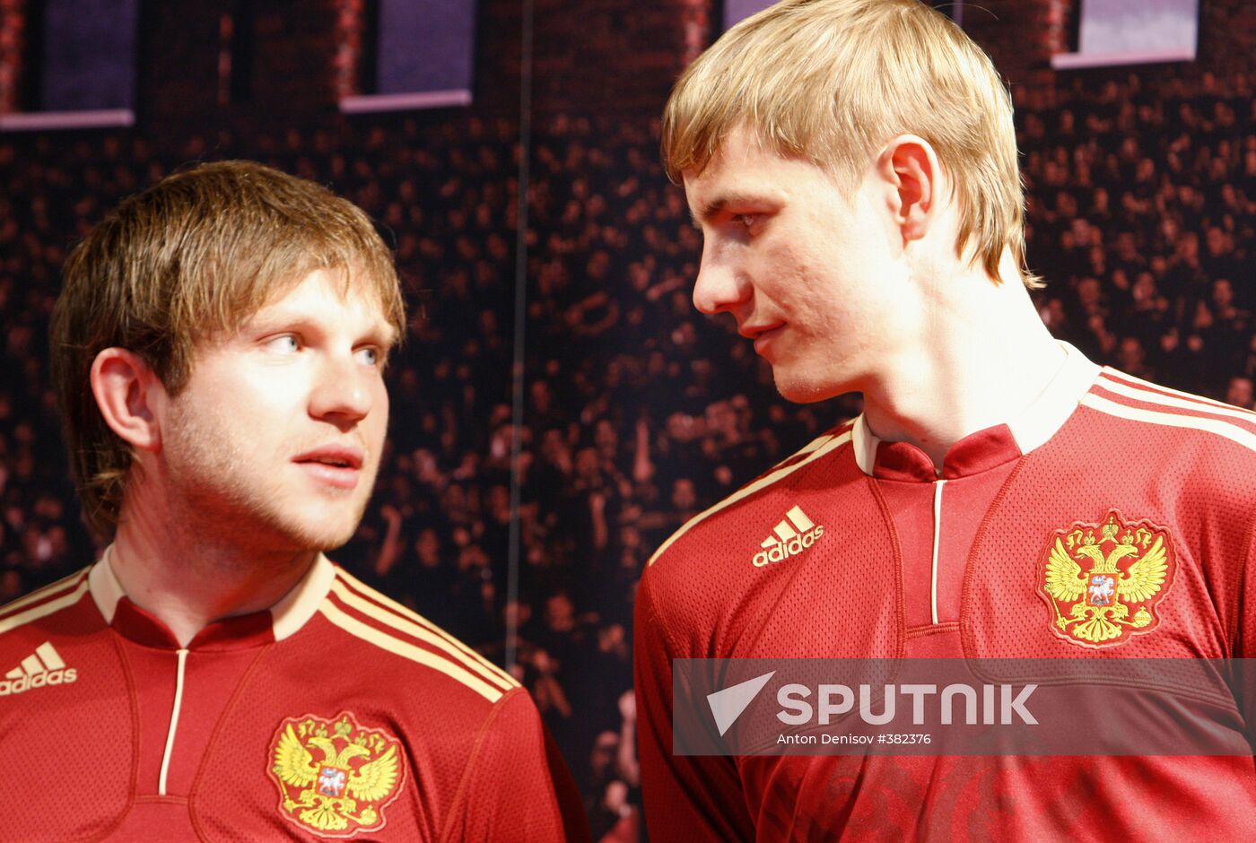 Soccer players Ivan Sayenko and Roman Pavlyuchenko