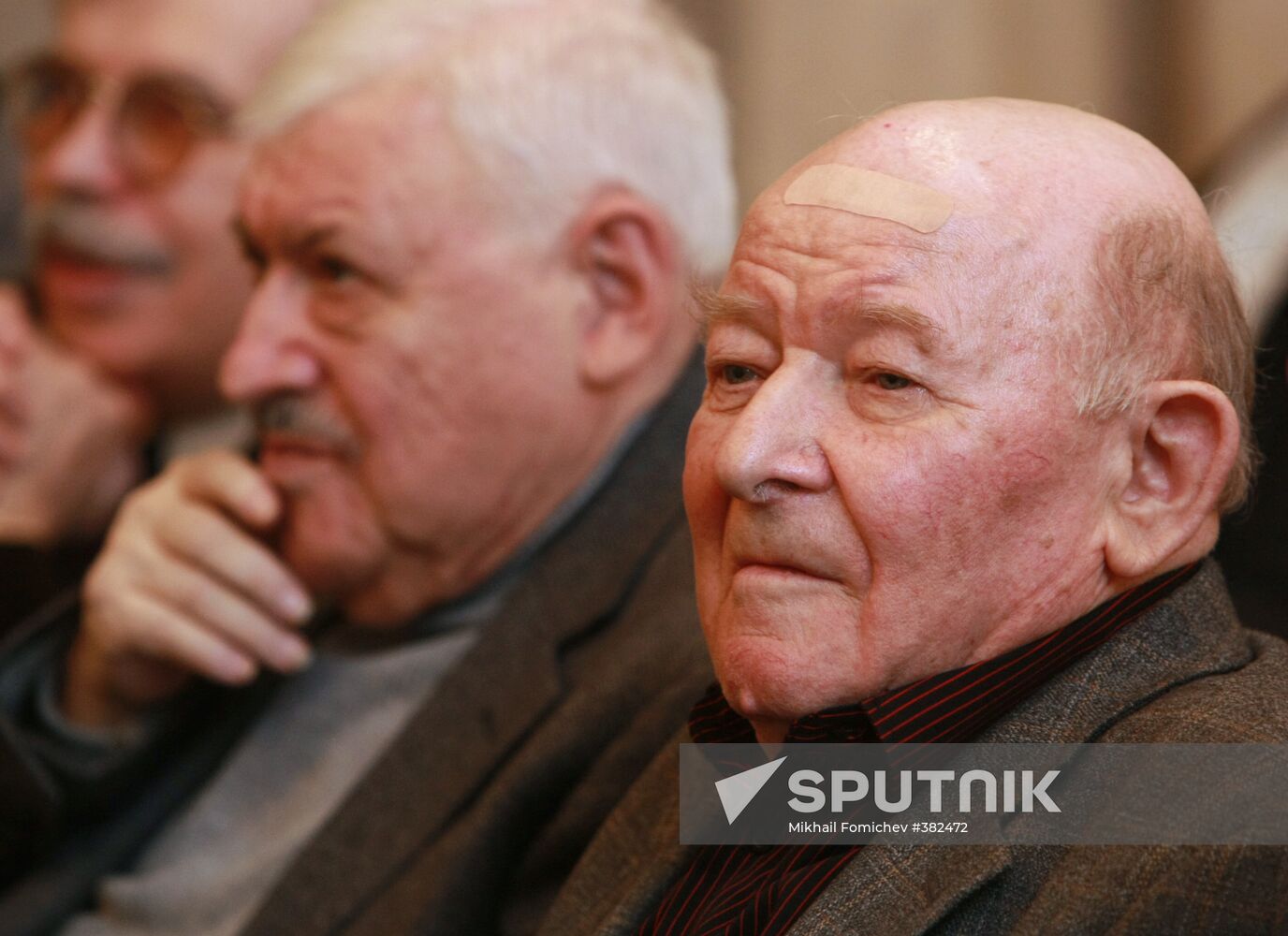 Poet Konstantin Vanshenkin, writer Vladimir Orlov