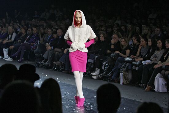 Russian fashion designers take part in 10iQ project
