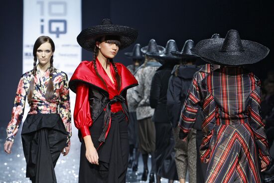 Russian fashion designers take part in 10iQ project