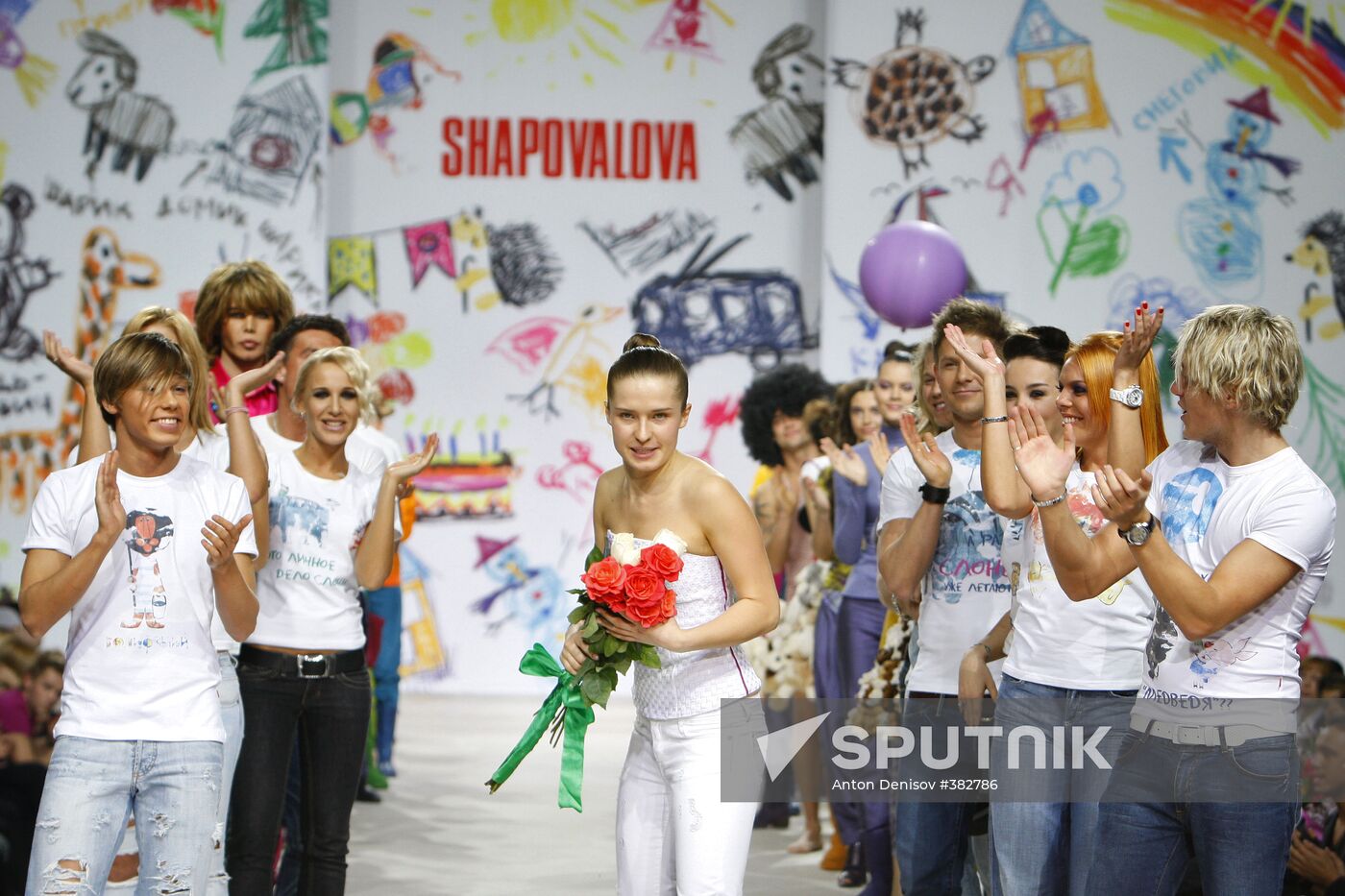 Show of collection by designer Tonya Shapovalova