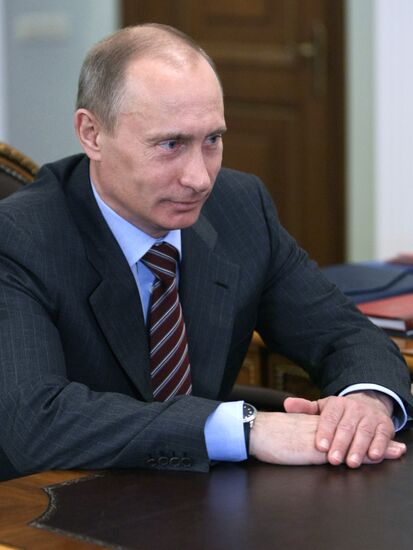 Vladimir Putin meets with Gennady Zyuganov