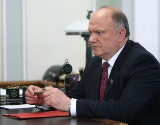 Vladimir Putin meets with Gennady Zyuganov