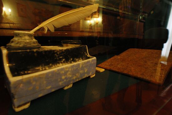 Russia's first Nikolai Gogol museum opens in Moscow
