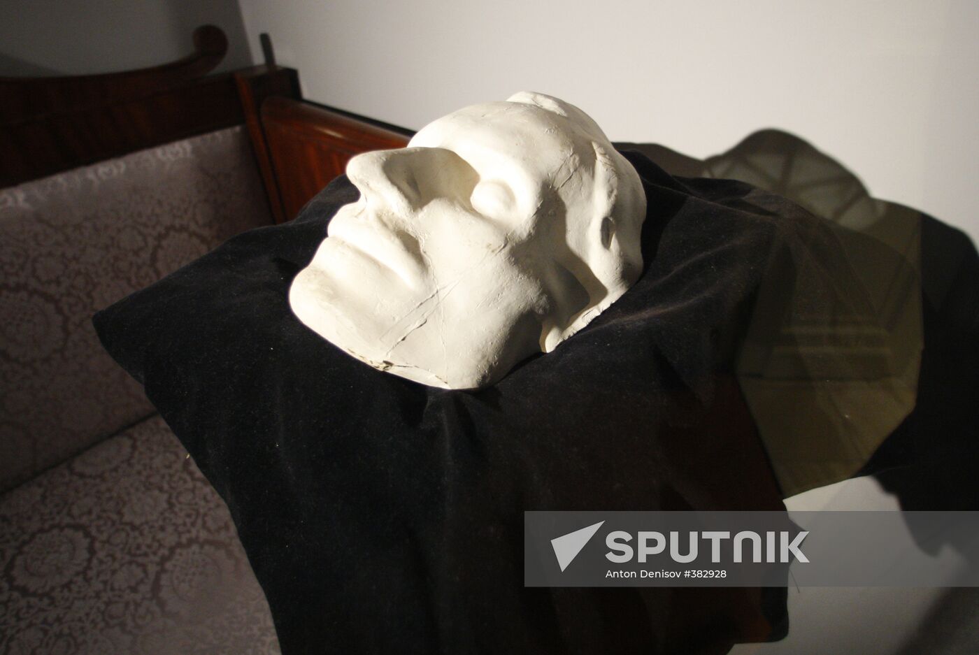 Russia's first Nikolai Gogol museum opens in Moscow