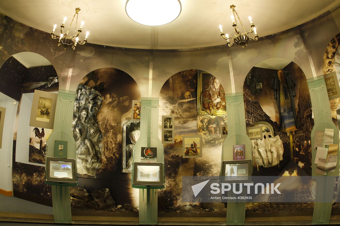 Russia's first Nikolai Gogol museum opens in Moscow