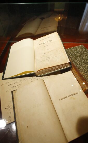 Russia's first Nikolai Gogol museum opens in Moscow