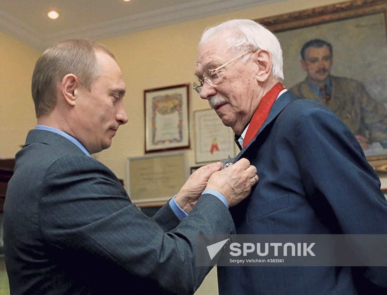 Vladimir Putin and Sergei Mikhalkov