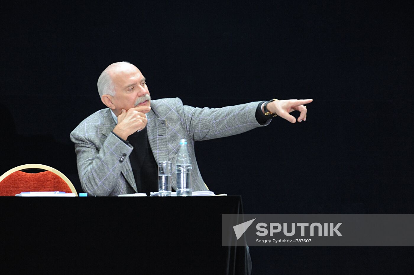 Union of Russian Film Makers convenes for extraordinary congress