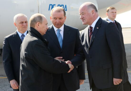 Vladimir Putin tours Volga Federal District
