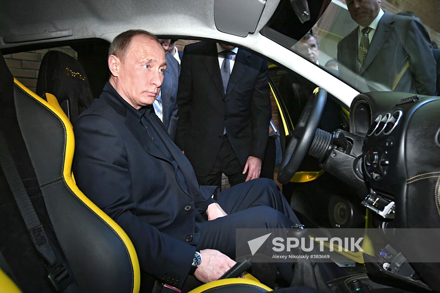 Vladimir Putin visits Volga Federal District