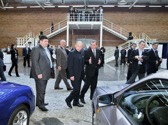 Vladimir Putin visits Volga Federal District