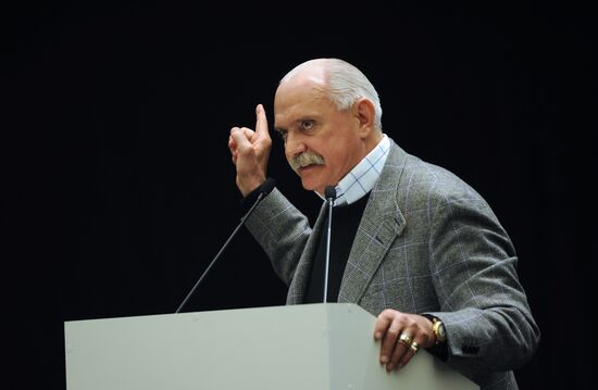 Extraordinary congress of the Russian Cinematographers' Union