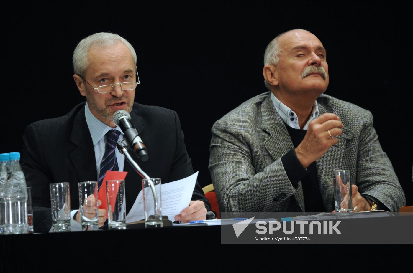 Extraordinary congress of the Union of Russian Film-Makers