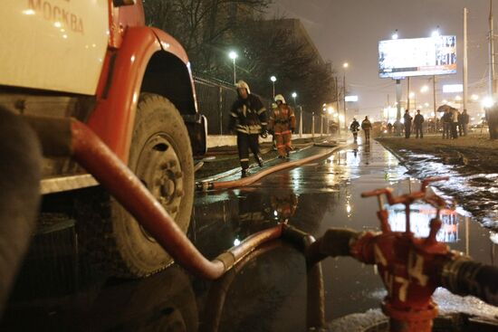 Putting out a fire at Moscow Aviation Institute
