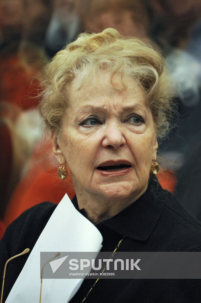 Extraordinary congress of Union of Russian Film Makers. Day 2