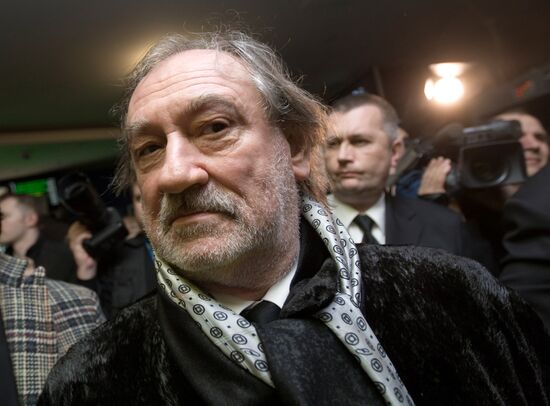 Taras Bulba first night in Oktyabr