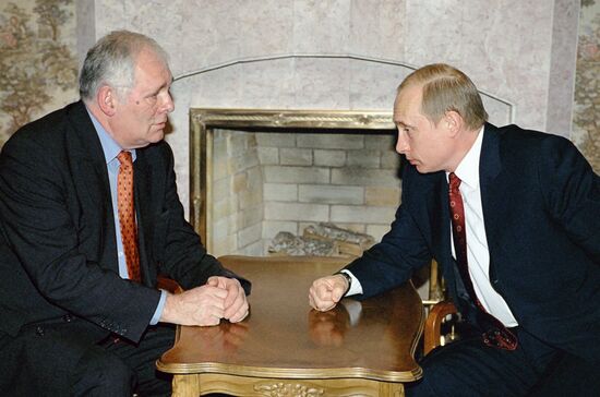 Vladimir Putin and Leonid Roshal