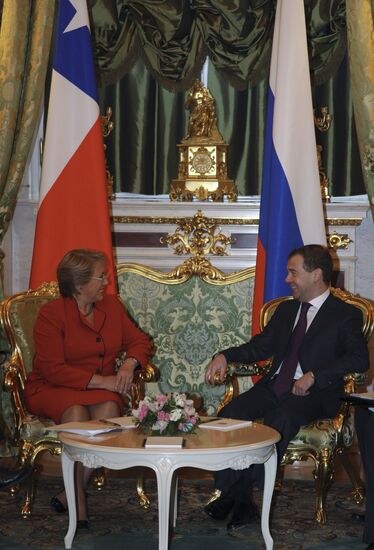 Russian, Chilean Presidents meet