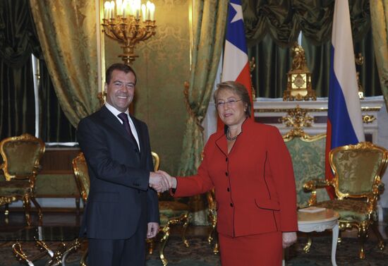 Russian, Chilean Presidents meet