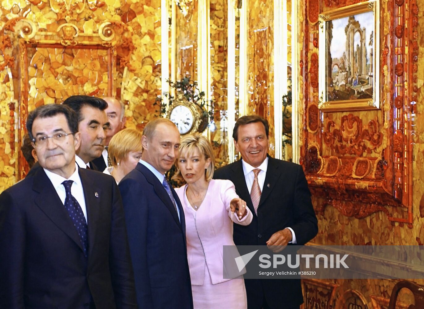 Vladimir Putin, Gerhard Schroeder and Romano Prodi
