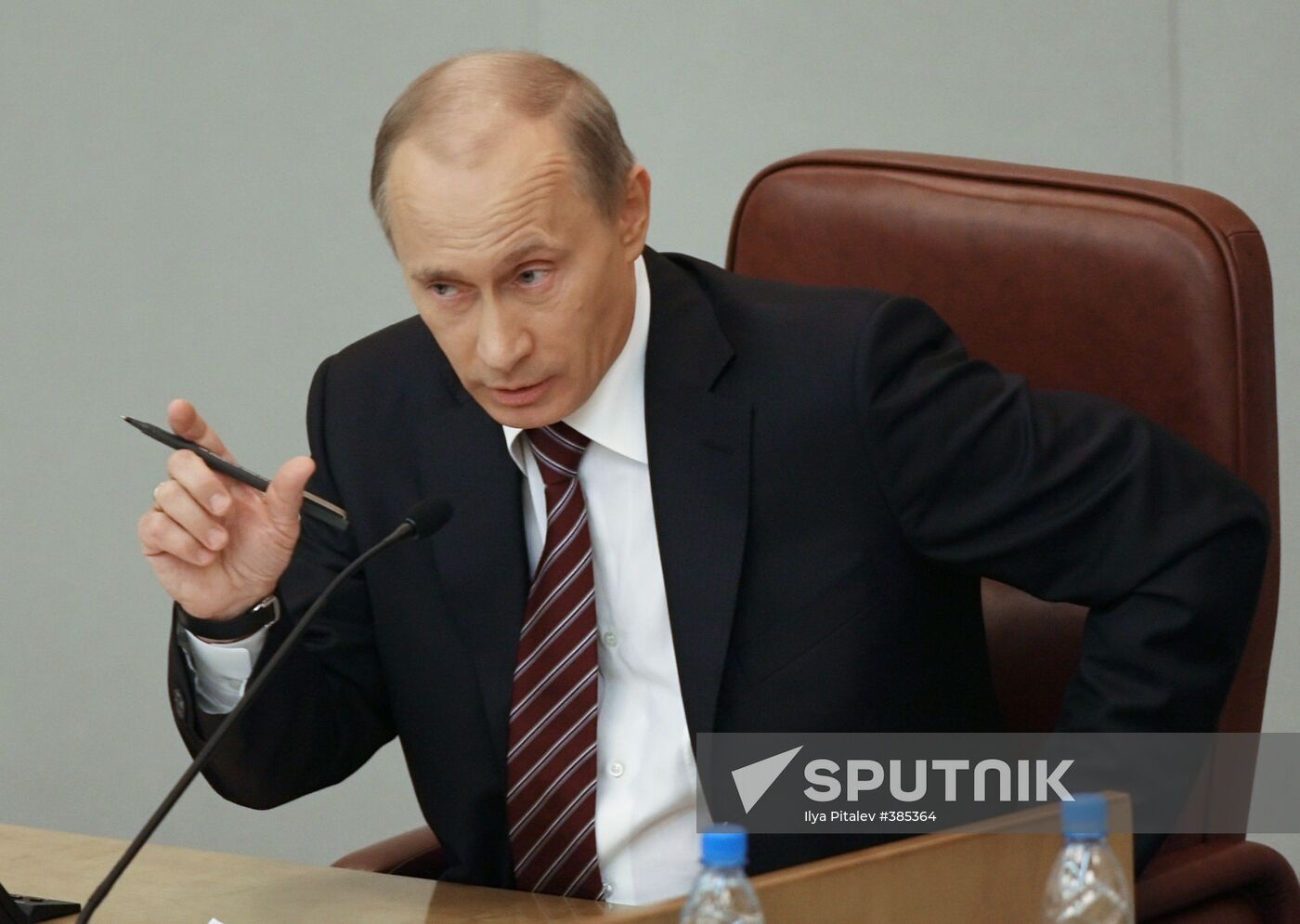 Prime Minister Vladimir Putin addresses Duma session