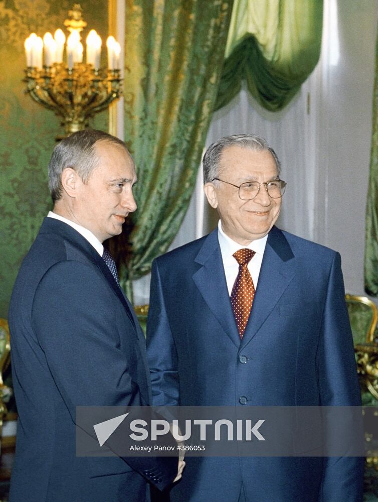 Vladimir Putin and Ion Iliescu