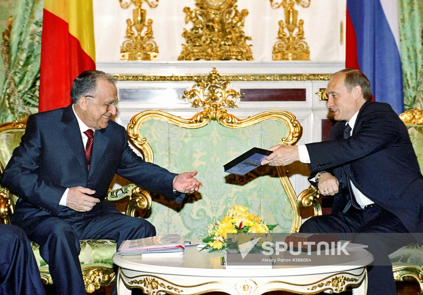 Vladimir Putin and Ion Iliescu