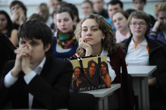 Students of Moscow State University's philosophy department