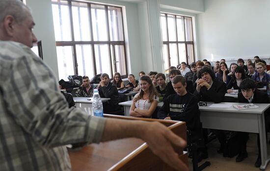Sergei Dorenko meeting with students of Moscow State University