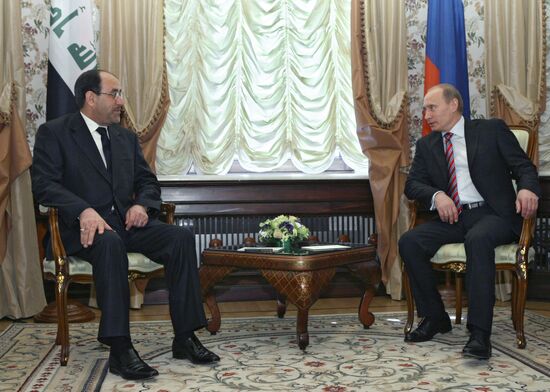 Vladimir Putin meets with Nouri al-Maliki