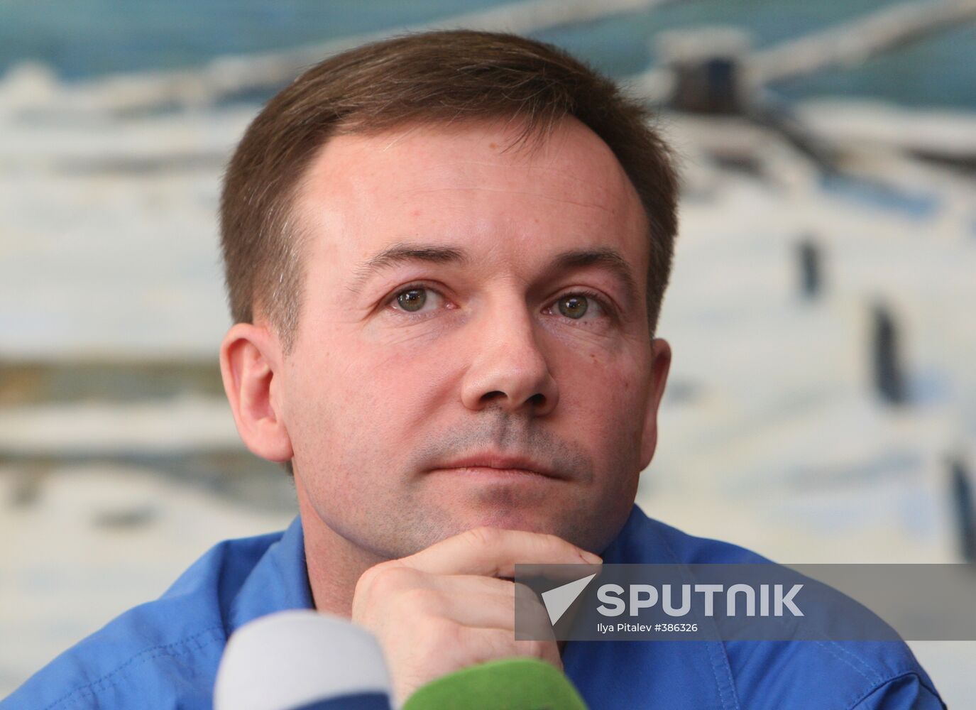 Star City press conference given by 18th ISS expedition