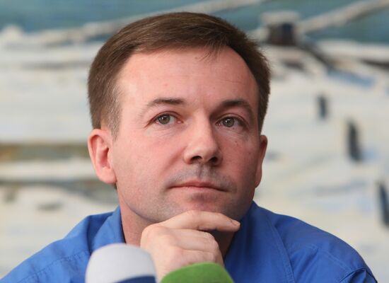 Star City press conference given by 18th ISS expedition