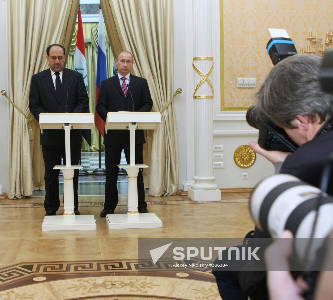 Prime Minister Vladimir Putin meets with Nouri al-Maliki