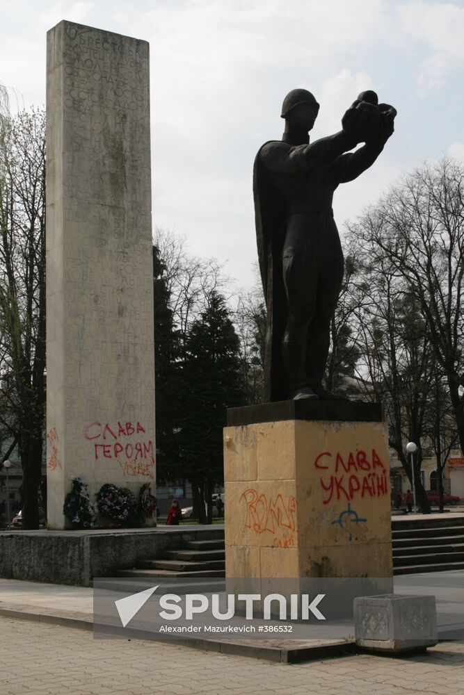 Monument to Soldier the Liberator to be dismantled in Ukraine